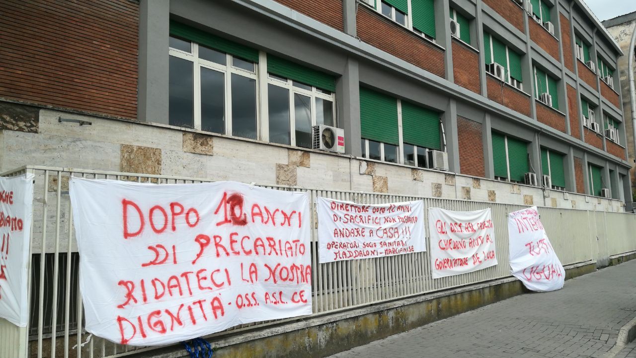 Aorn Caserta, nuova protesta degli oss precari: 