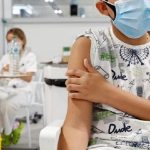 Pediatra sconsiglia a una donna di vaccinare i figli contro il Covid: padre la segna a Omceo Torino