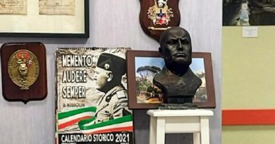 Busto di Mussolini al Cardarelli di Napoli: scoppia la polemica