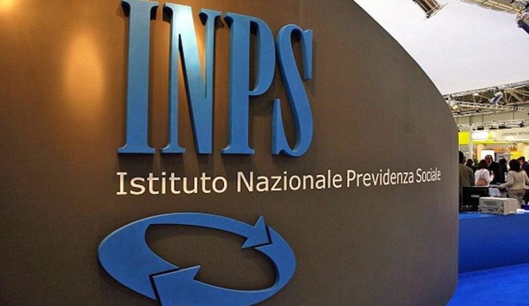 Truffa all'Inps per oltre 150mila euro: indagati un 77enne (falso cieco?) e 4 medici