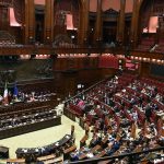 Approvata la Legge di Bilancio: nel 2025 gli stipendi di medici e infermieri salgono di 17 e 7 euro al mese